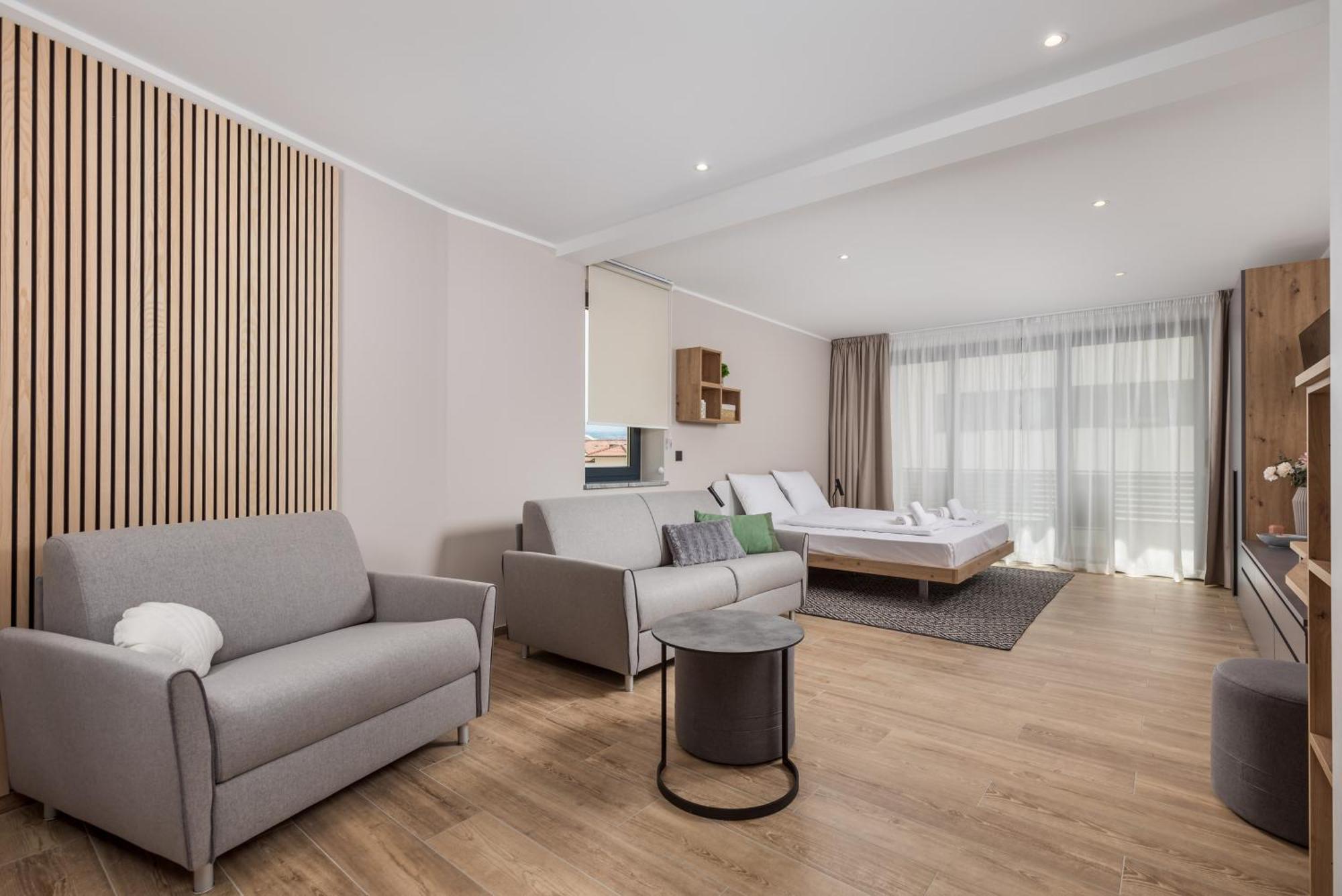 Belinda Apartments With Balcony & Private Parking Opatija Exterior foto