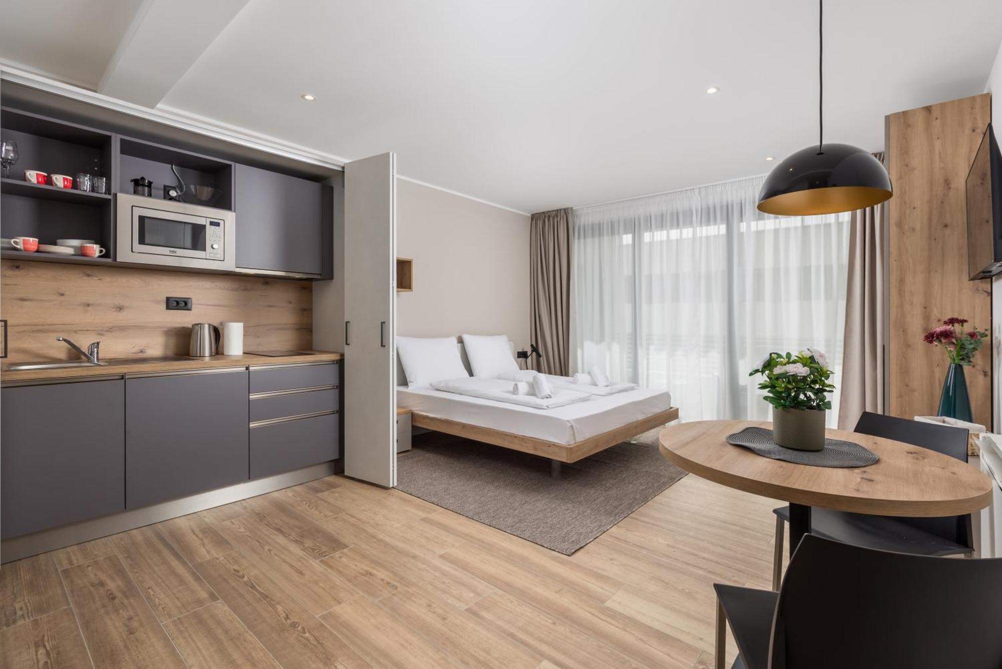 Belinda Apartments With Balcony & Private Parking Opatija Exterior foto