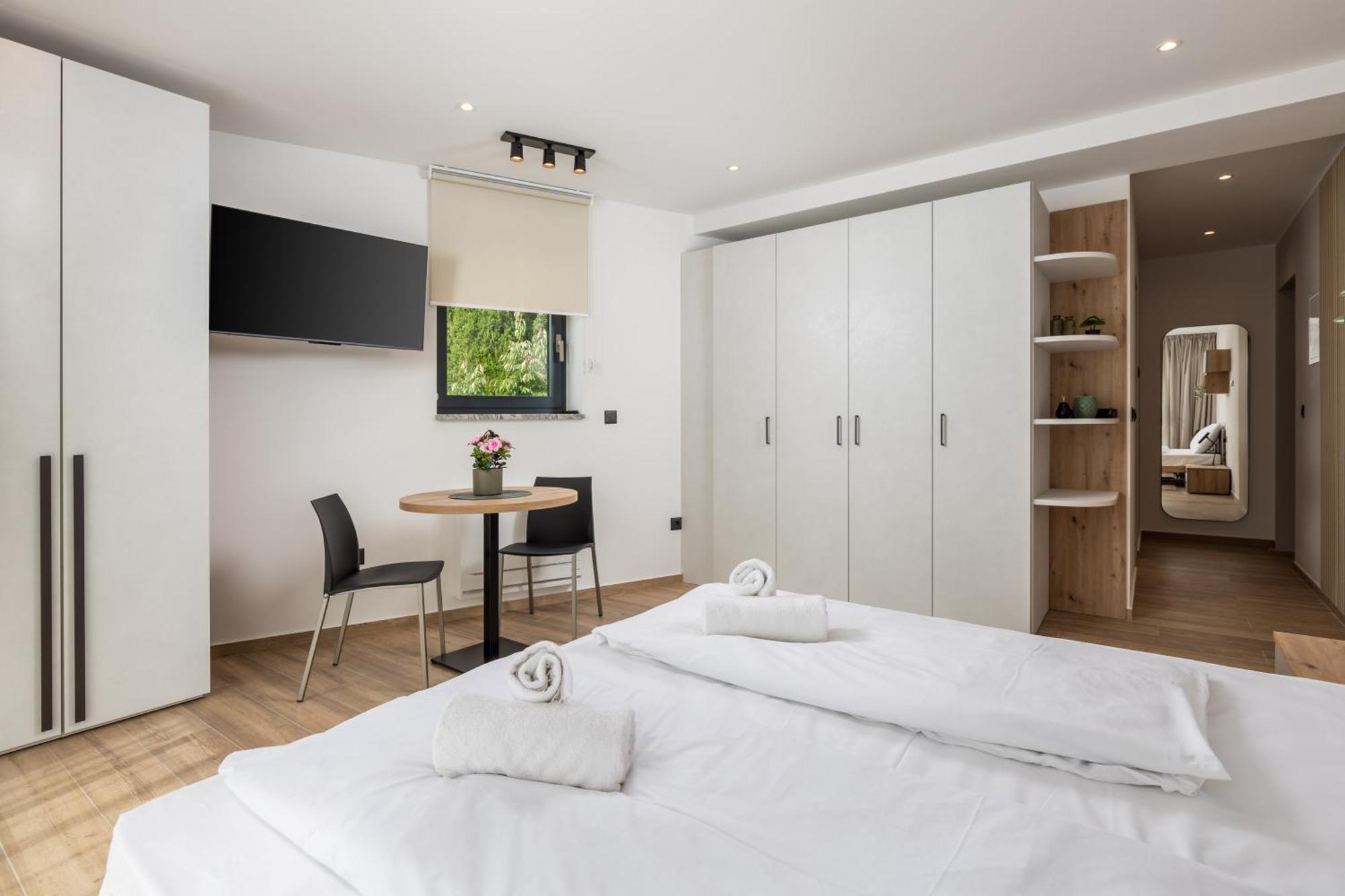 Belinda Apartments With Balcony & Private Parking Opatija Exterior foto