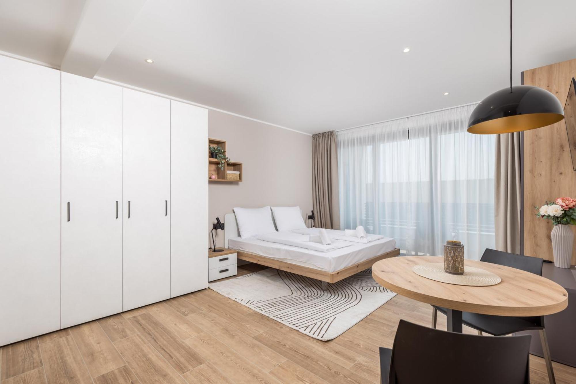 Belinda Apartments With Balcony & Private Parking Opatija Exterior foto