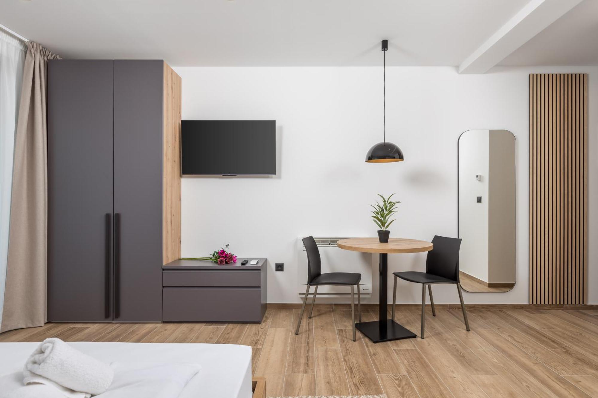 Belinda Apartments With Balcony & Private Parking Opatija Exterior foto