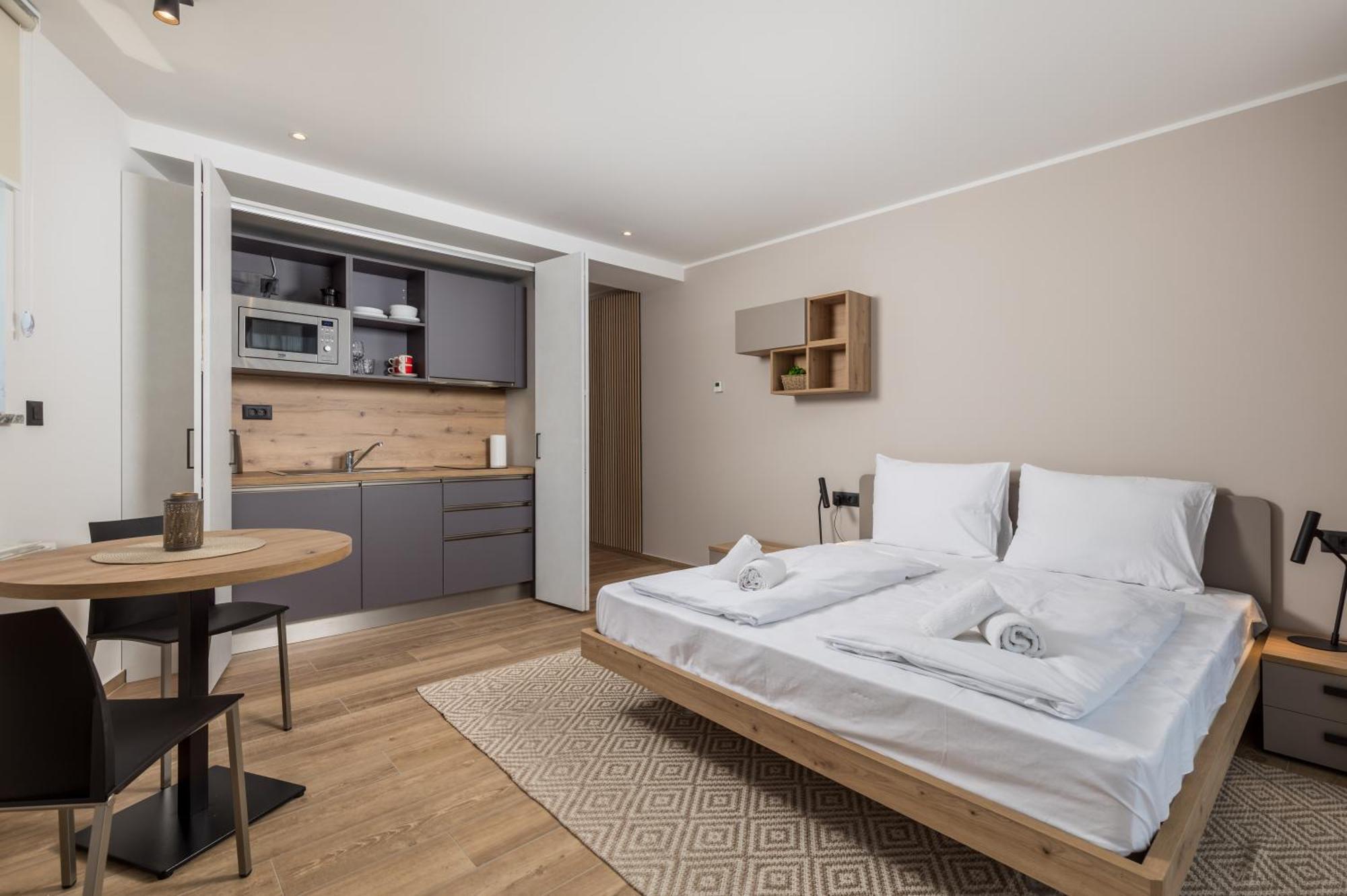 Belinda Apartments With Balcony & Private Parking Opatija Exterior foto